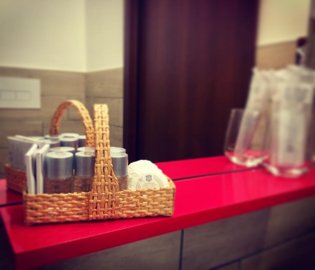 Bed & Breakfast Holiday Garibaldi Napoli